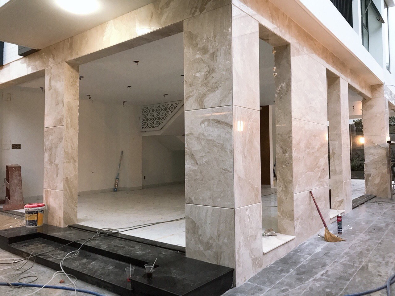 Đá Marble Ốp Lát Mặt Tiền 